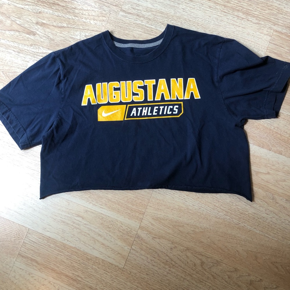 Vintage Nike Augustana Large Cropped Tee